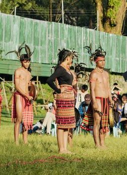 Menjaga Bumi lewat Tradisi Leluhur Nusantara yang Menjawab Tantangan Krisis Iklim Global