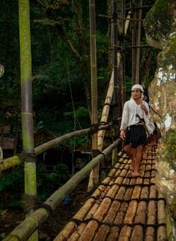 Menjaga Nafas Hutan Adat Demi Masa Depan Kebudayaan dan Gaya Hidup Berkelanjutan